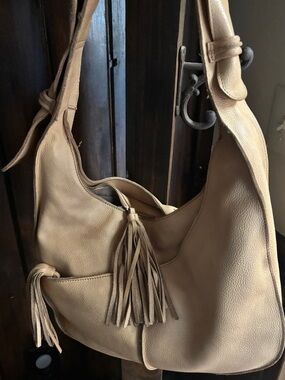 Women’s Soft Leather Hobo Bag in Buttery Beige by R.P.S
